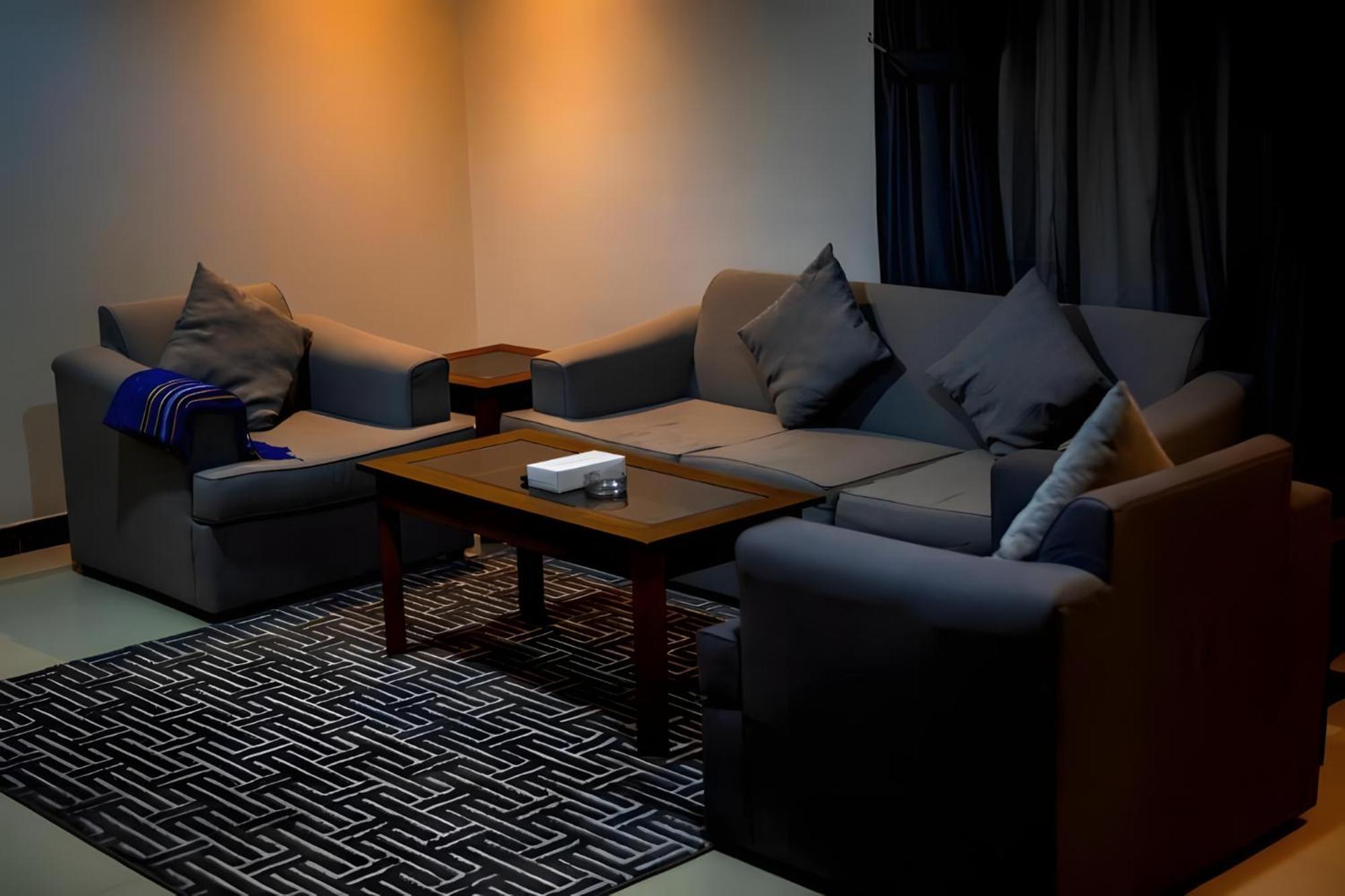 Ahlin Suites Riyadh Exteriör bild
